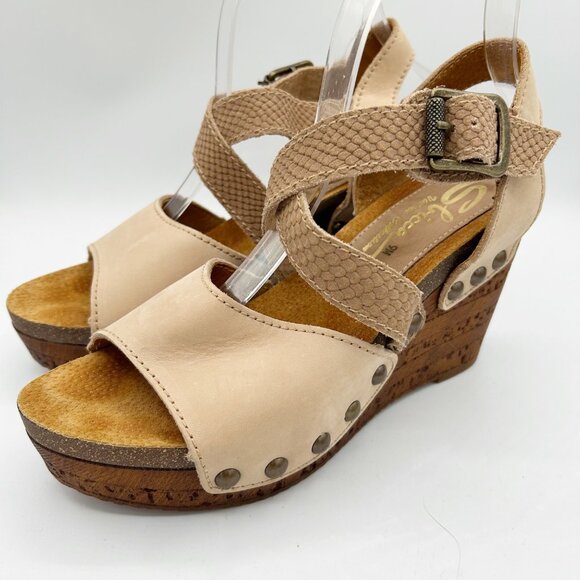 Sbicca Suede Leather Wedge Sandals Cross Straps Studded Boho Size 9 Women's - Picture 2 of 5